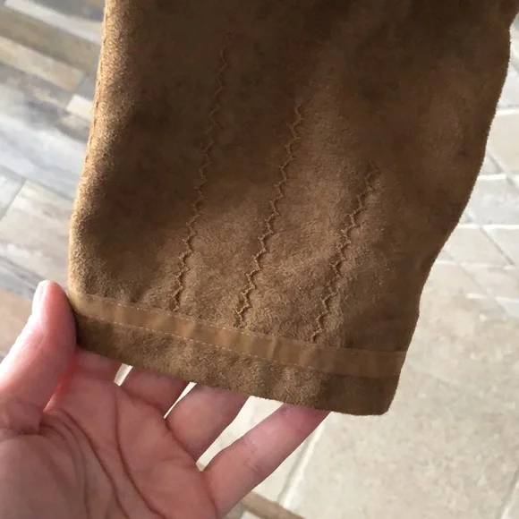 Suede skirt and jacket set - Picture 8 of 8